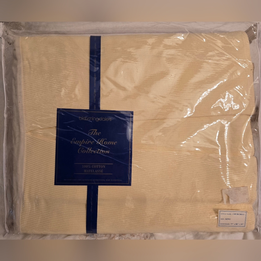 Bloomingdale's Matelasse Yellow Cotton King Bedskirt New Old Stock